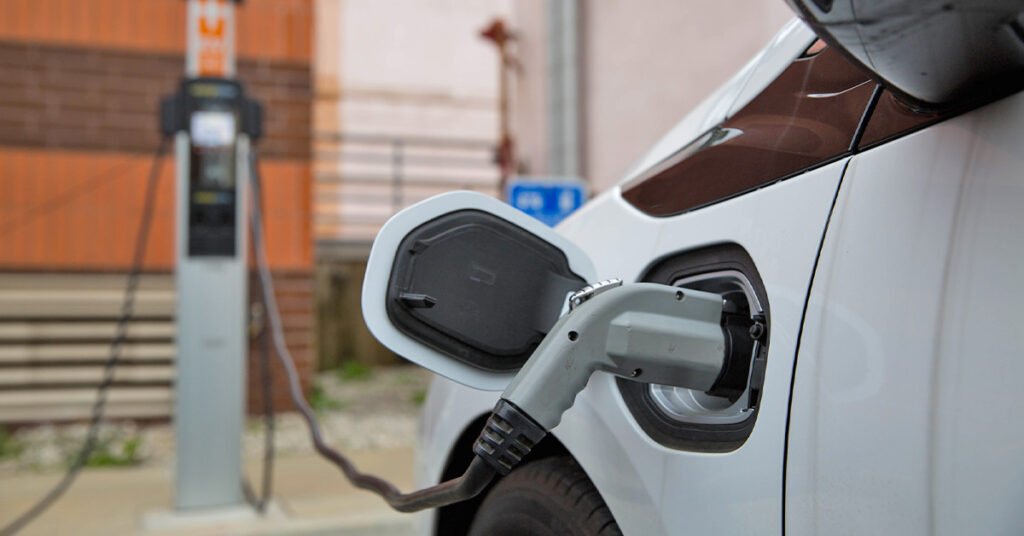 Como apresentar o SAVE no projeto para evitar exigência no AVCB carregamento de carros elétricos e segurança contra incêndio